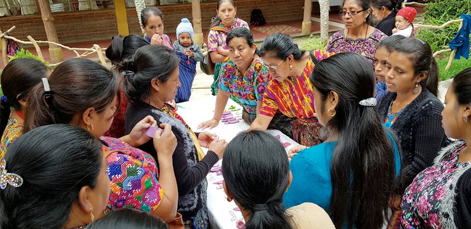 En Guatemala, invertir en el empoderamiento económico de las mujeres indígenas es clave para “reconstruir mejor” post-Covid