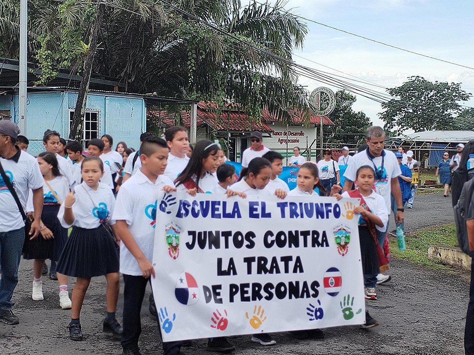 caminata contra la trata