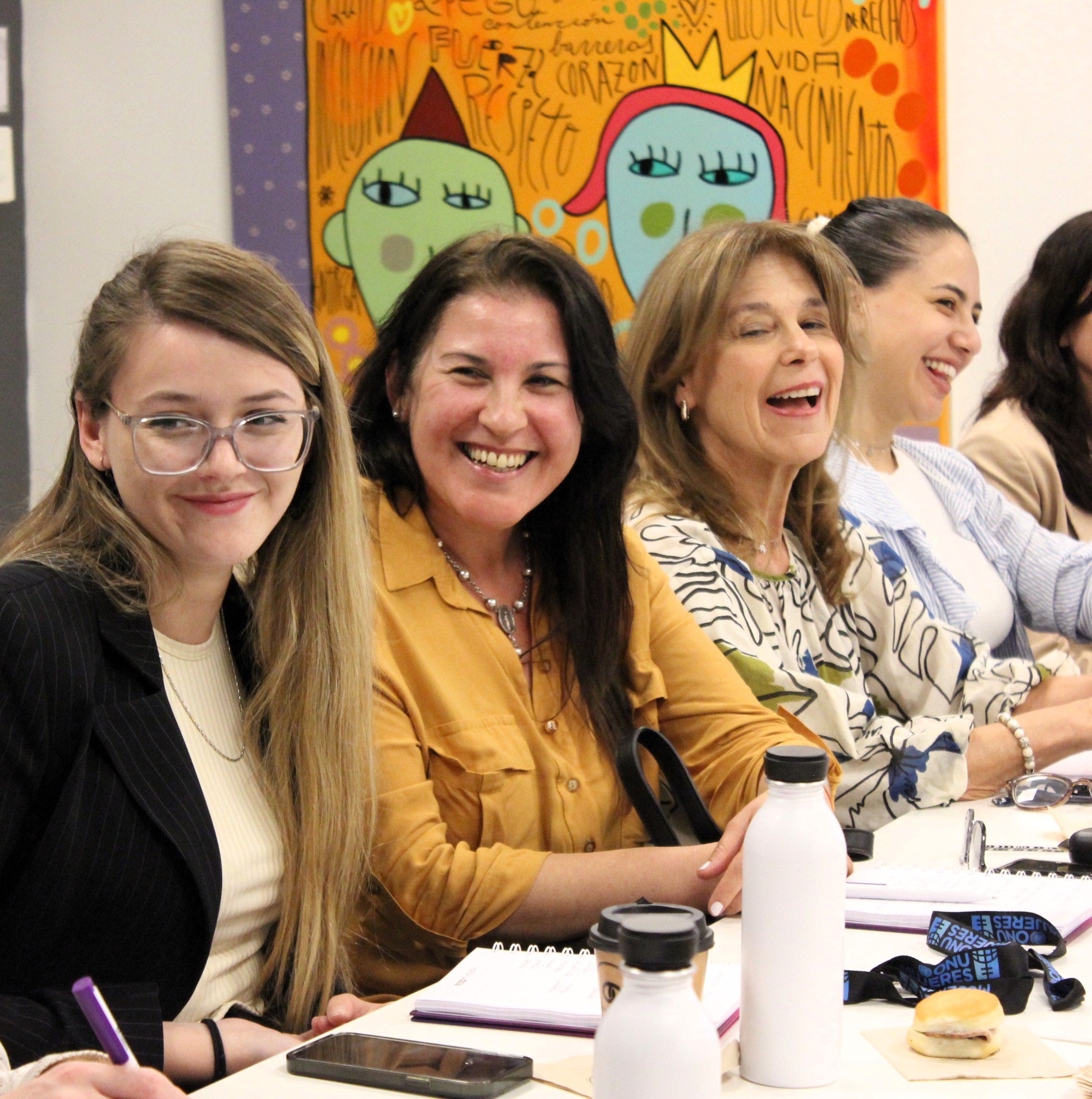 Participantes y voluntarios/as en la sesión de capacitación del 18 de septiembre de 2024 en Buenos Aires. Foto: ONU Mujeres