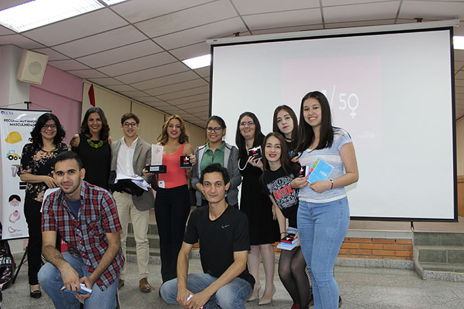 Feria estudiantil HeForShe Paraguay