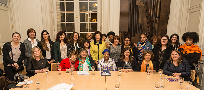 Reunión de la Directora Ejecutiva de ONU Mujeres con la sociedad civil